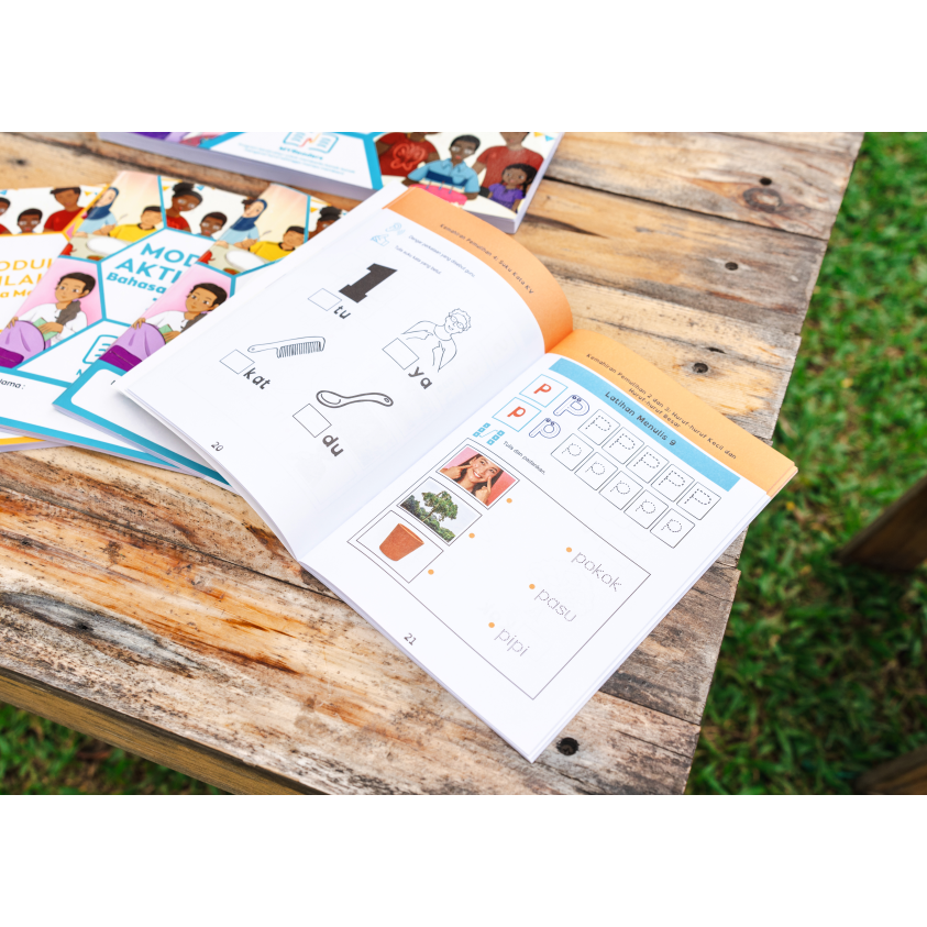 Modul Aktiviti Bahasa Melayu MYReaders (3 Buku Aktiviti & 1 Buku Penilaian)
